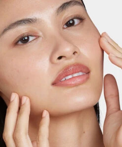 Prebiotics & Niacinamide Pore Refining Booster -Huda Beauty Store ALOS0011F 4a