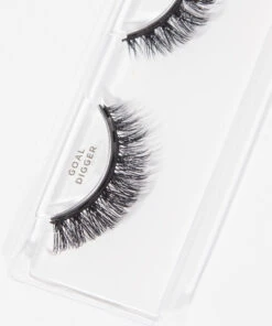 L.W.I Goal Digger Russian Hybrid Magnetic Lash & Liner Set 13 L.W.I Goal Digger Russian Hybrid Magnetic Lash & Liner Set -Huda Beauty Store LLAS0003F 2d