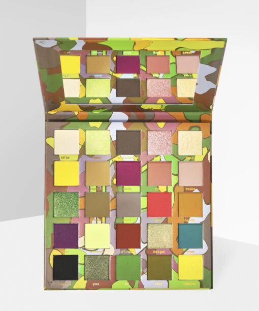 Feet On The Ground Palette & Pouch -Huda Beauty Store MITC0001F 1