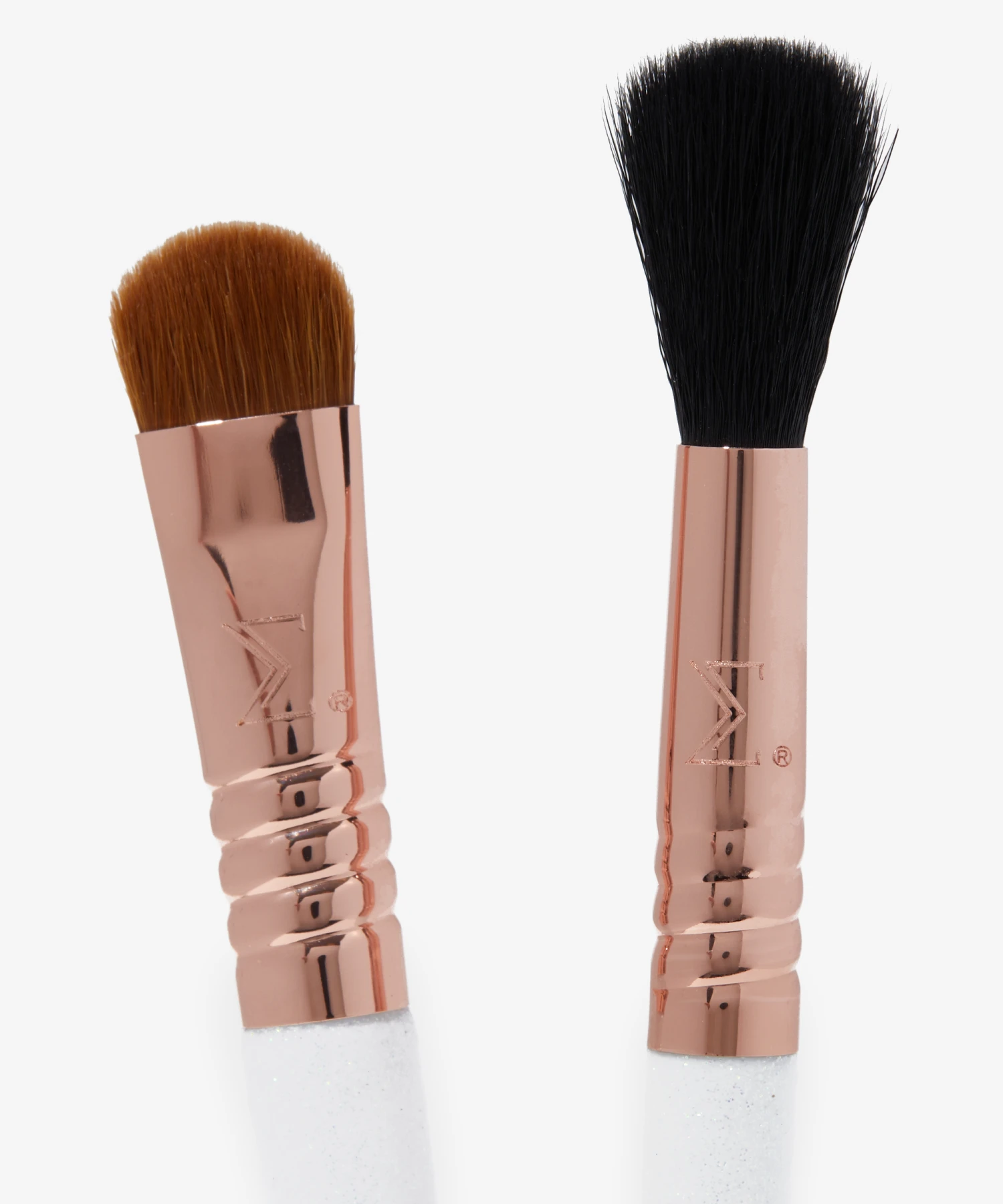 Holiday Glam Brush Set 4 Holiday Glam Brush Set - Image 2